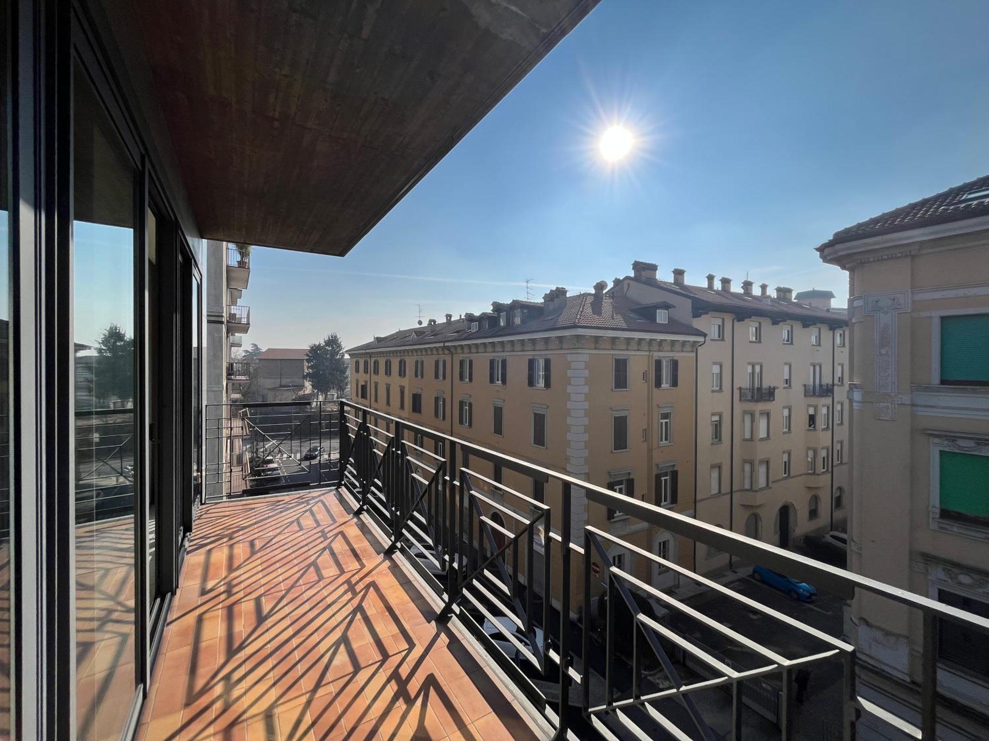 Esclusivo 120 Mq Nel Cuore Di Bergamo Luaran gambar